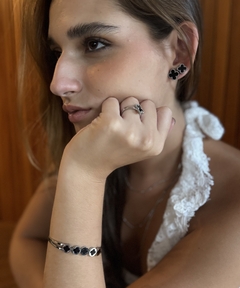 BRINCO DUO LIA na internet