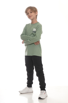 REMERA “THINK”