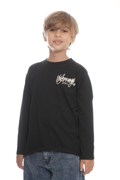 REMERA “INSTINC” X 7 PRENDAS en internet