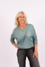 Blusa Italiana con Lentejuelas en Bolsillo Escote en V