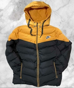 Combo Invierno: Campera Nike + Ojotas Adidas en internet