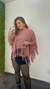 Poncho Larissa Tricot na internet
