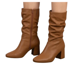 Bota Slouchy Beira Rio Salto Grosso Cano Médio Conforto Enrugado - comprar online