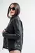 Campera simil cuero con detalles metalicos mao doble