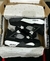 Air Jordan Retro 4 “White Thunder” en internet