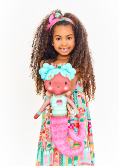 ALMOFADA MEU MUNDINHO ROSA FORTE E ESMERALDA U - comprar online