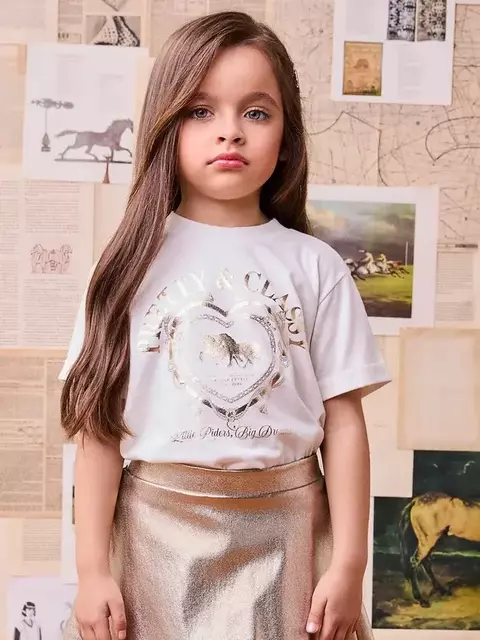 Blusa Off White com Foil Dourado Animê