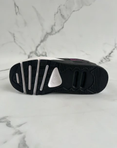 Nike Air Max 90 LV8 en internet