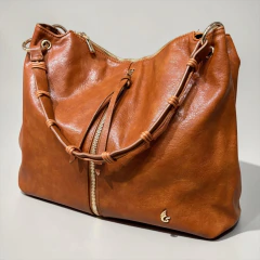 Bolsa Hobo Grande em PU com bolso frontral e alça longa removivel - Pavão de Ouro - loja online