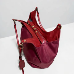 Bolsa Tote Grande em Nylon com alça curta em couro PU - Origami - Lasli Store
