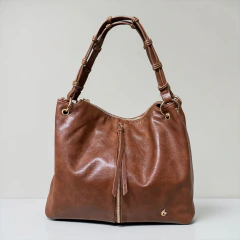 Bolsa Hobo Grande em PU com bolso frontral e alça longa removivel - Pavão de Ouro