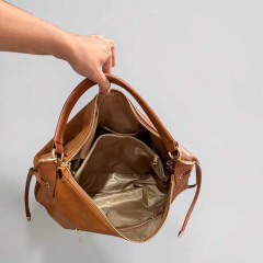 Bolsa Hobo Grande em PU acompanha alça longa removivel - Pavão de Ouro na internet