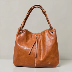Bolsa Hobo Grande em PU com bolso frontral e alça longa removivel - Pavão de Ouro