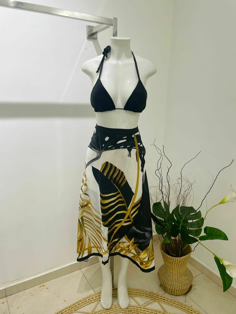 PAREÔ LONGA FLORAL DOURADO COM PRETO