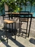 Barra industrial con banquetas