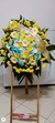 Coroa Fúnebre com Flores do Campo e Rosas – Homenagem com Amor e Respeito