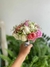 Buquê de Noiva Delicado com Rosas Naturais, Egípcia e Astromélias – Um Toque de Amor no Seu Grande Dia - comprar online