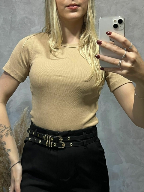 BLUSA CANELADA LAURA BEGE - comprar online