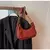 Bolsa Feminina UOSU Couro Sintético Estilo Street — Grande, Versátil e Moderna - comprar online