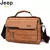 Bolsa Masculina Jeep Buluo – Couro, Grande, Estilo Executivo, Crossbody e Mão Marca: Jeep Buluo Modelo: JP8302 Origem: Jiangsu, China Material Pri - comprar online