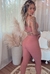 Calça e Top na internet