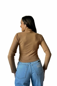 Camiseta Manga Larga Cuello Alto Morley Básica Casual Mujer en internet