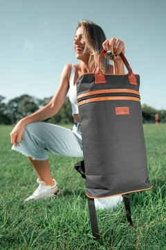 Mochila Matera Impermeable Córdoba Porta Termo Stanley Madu - comprar online