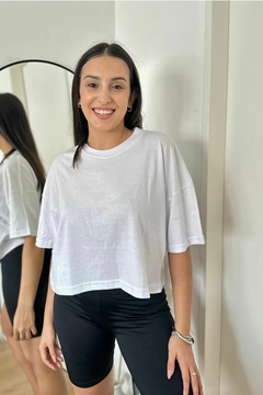 Remera Overzise Boxy Crop Top Aesthetic Corta - Tienda Madu