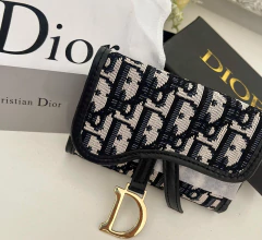 Imagen de Billetera Dior - calidad PREMIUM CON CAJA , CUBRE POLVO DE TELA Y CERTIFICACION