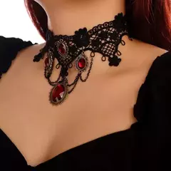 CHOKER GOTICO DE ENCAJE CON GEMAS