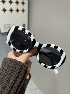 Anteojos Ovalados Blanco y Negro - comprar online