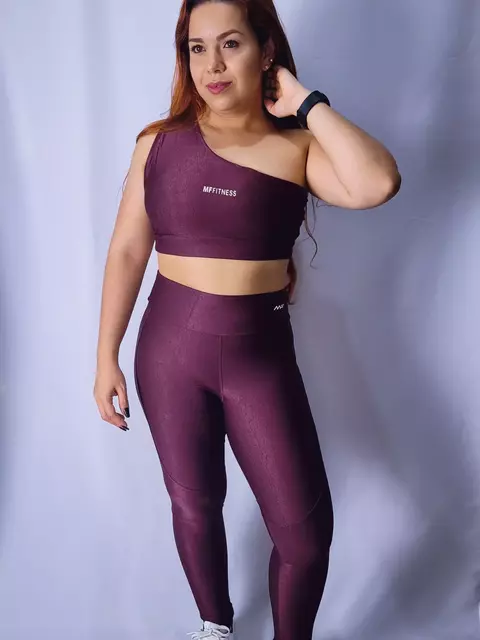 Conjunto Sculpt Canelado com Top Assimétrico e Legging Cintura Alta - VINHO - comprar online