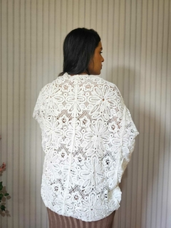 Kimono Bordado Trama Floral - loja online