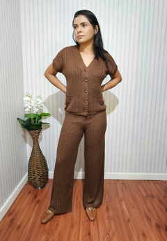 Conjunto Calça e Camisa manga curta na internet