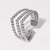 Anillo triple plateado con detalle triagular