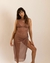 Bikini café con vestido de mesh en internet