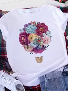 Camiseta Streetwear para Mujer con Diseño Geométrico – Estilo Juvenil y Versátil - ZYREN