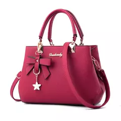 Elegante bolso de mujer con estrella colgante - tienda en línea