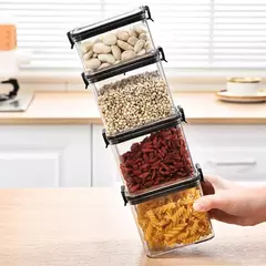 Imagen de Recipientes de plástico para la cocina
