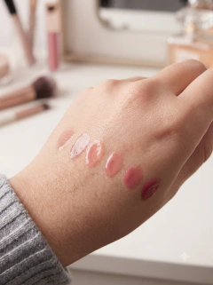 LIPGLOSS FRUTILLA SURTIDO - comprar en línea