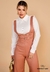 Macacão Feminino Pantalona em Viscose: Elegância e Sofisticação com Detalhes em Metal na internet