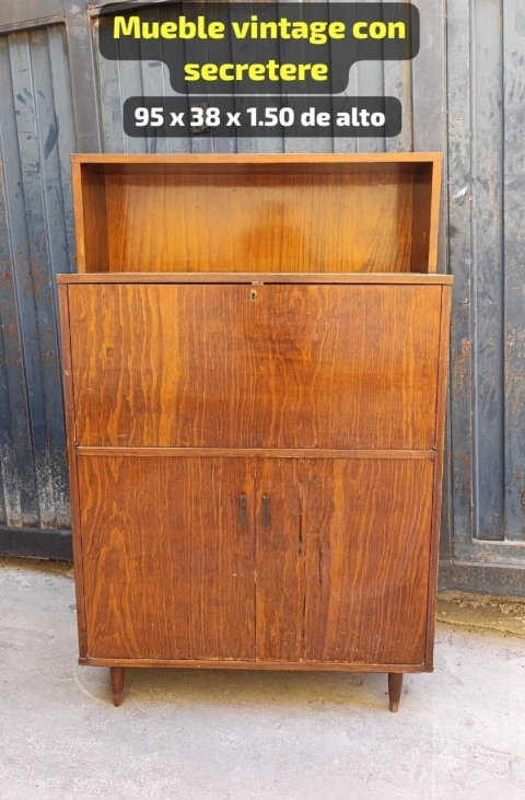 Mueble vintage con secretere