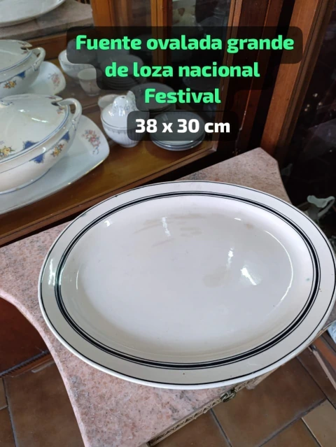 Fuente ovalada grande de loza nacional festival
