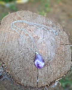 Collar con piedra de Amatista