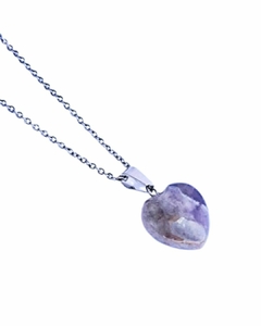 Collar de piedra Amatista pulida en forma de corazón