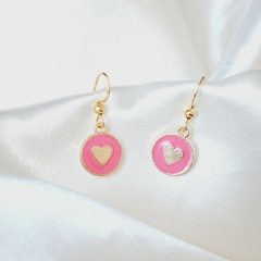 Aritos corazón Fucsia - Ganchitos de Acero dorado