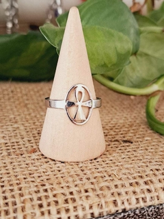 Anillo Cruz de Ankh de acero quirúrgico