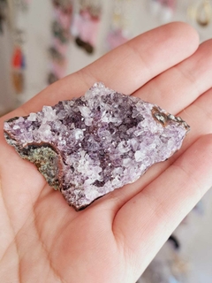 Piedra en bruto de Amatista