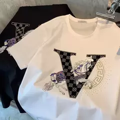 Camiseta Masculina Oversized – Conforto, Estilo e Atitude - comprar online