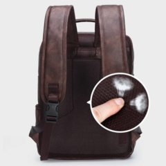 Mochila de Couro Executiva Jeep - comprar online